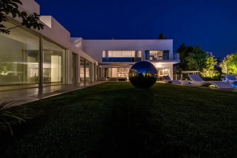 silver_ball_villa-38